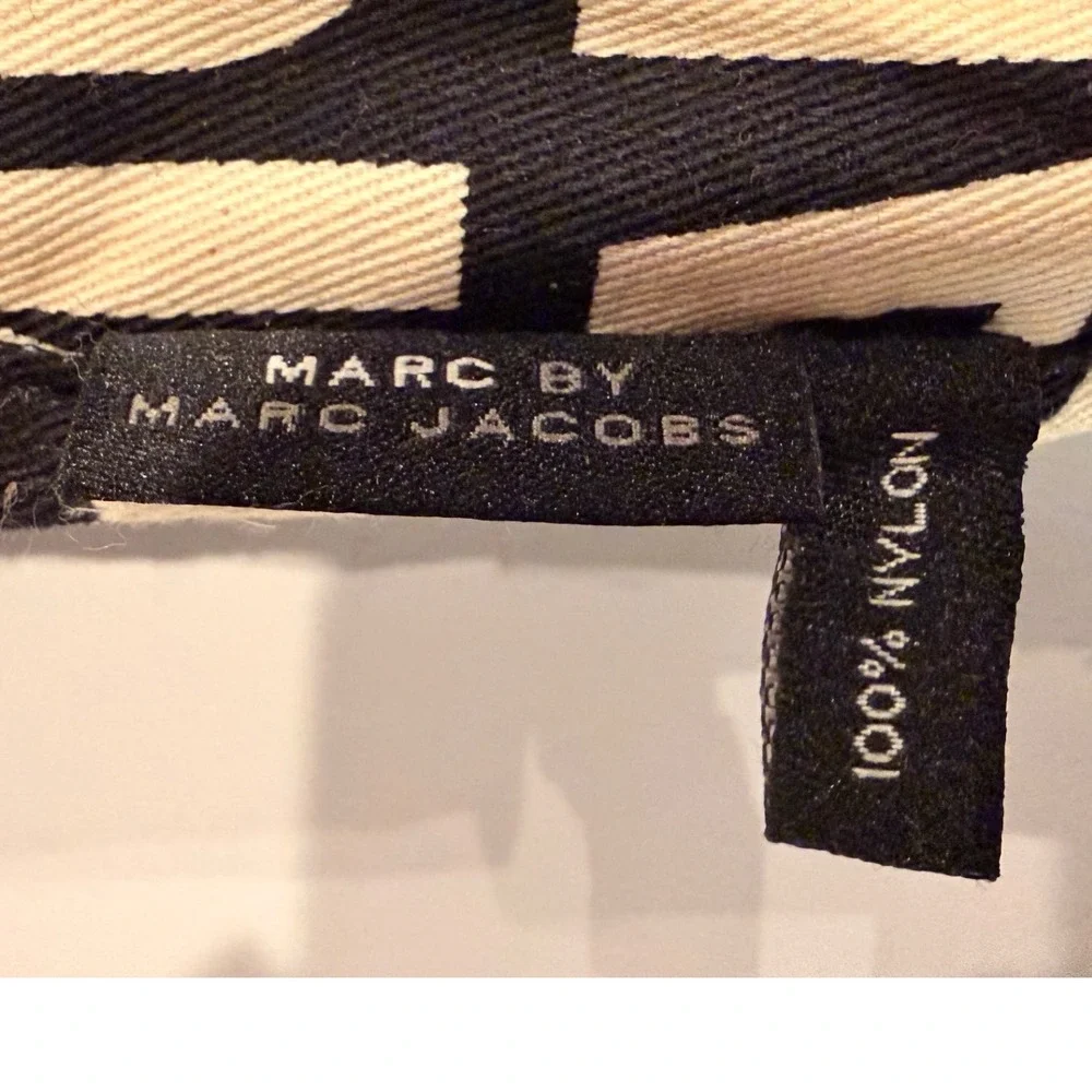 Marc by Marc Jacobs Pink‎ Purple Heart Leopard Quilted Nylon Cosmetic Pouch Bag